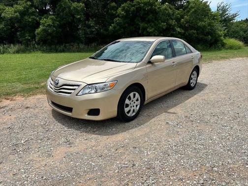 2010 Toyota Camry LE