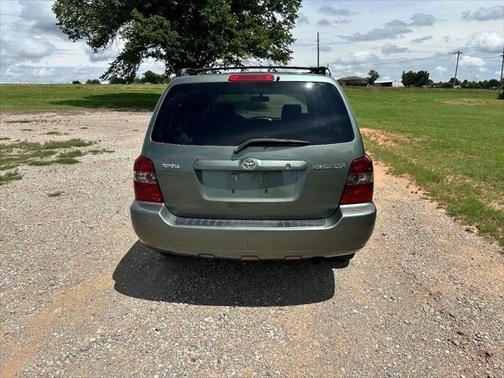 2005 Toyota Highlander Base