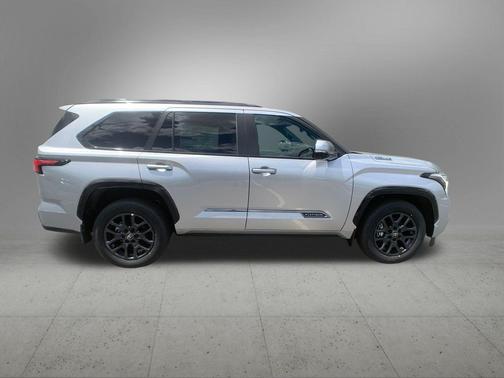 01j9 2026 Toyota Sequoia Platinum