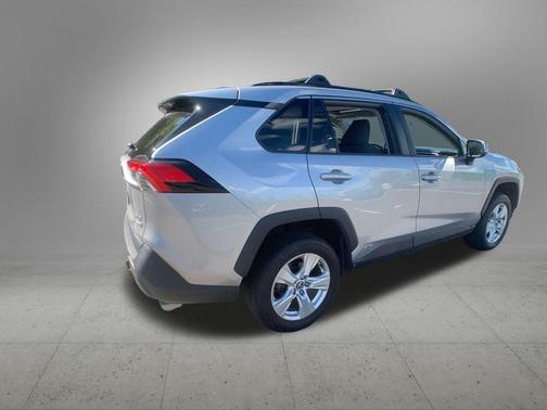 Silver Sky Metallic 2020 Toyota RAV4 Hybrid XLE