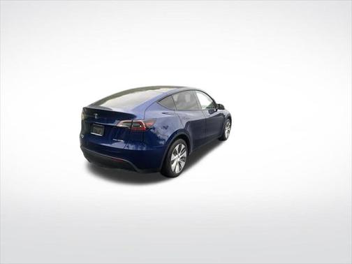 2024 Tesla Model Y Long Range Dual Motor All-Wheel Drive