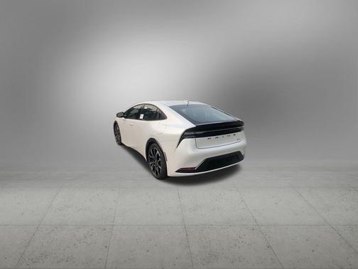 2025 Toyota Prius Plug-In Hybrid XSE