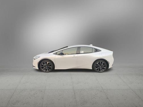 2025 Toyota Prius Plug-In Hybrid XSE