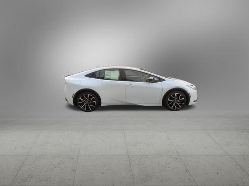 2025 Toyota Prius Plug-In Hybrid XSE