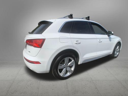 Ibis White 2019 Audi Q5 2.0T Premium