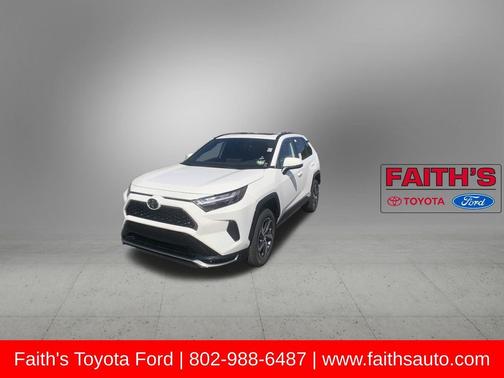 2025 Toyota RAV4 Hybrid SE