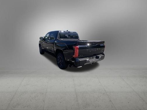 2025 Toyota Tundra Hybrid Platinum