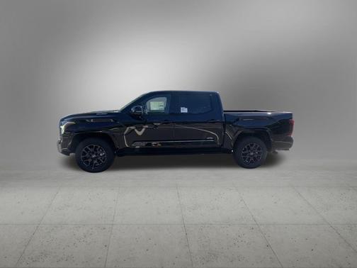2025 Toyota Tundra Hybrid Platinum