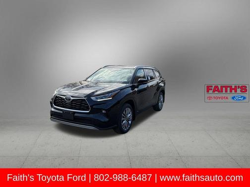 Midnight Black Metallic 2026 Toyota Highlander Hybrid Platinum