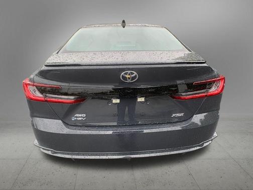 01l7 2026 Toyota Camry XSE
