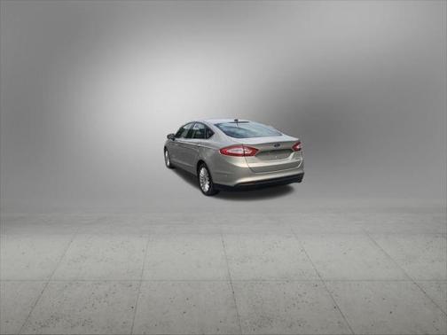 2015 Ford Fusion Hybrid S