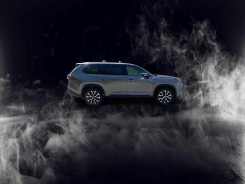 2025 Toyota Grand Highlander Hybrid Limited MAX