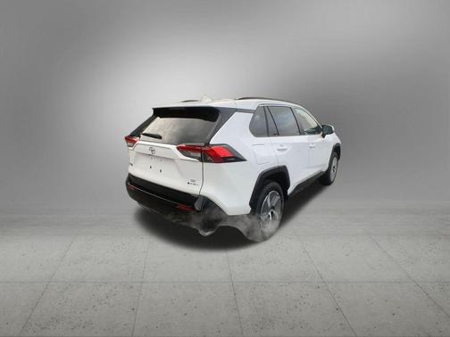 2025 Toyota RAV4 Hybrid SE