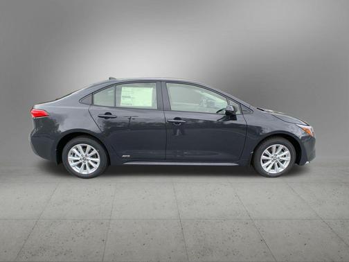 Underground 2026 Toyota Corolla Hybrid LE