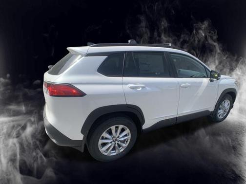 2025 Toyota Corolla Cross LE