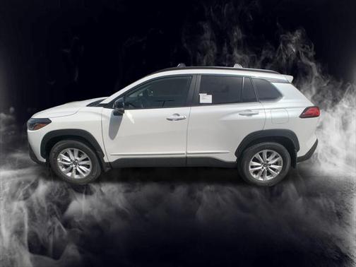 2025 Toyota Corolla Cross LE