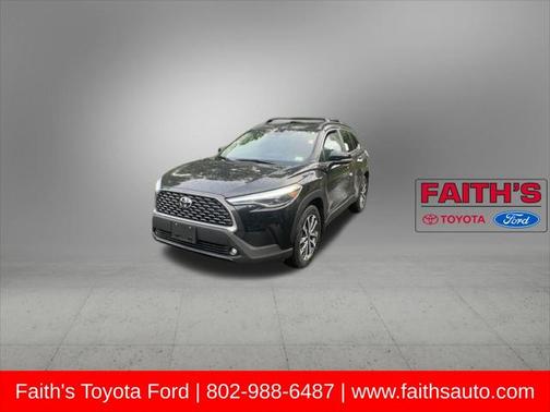 2025 Toyota Corolla Cross XLE