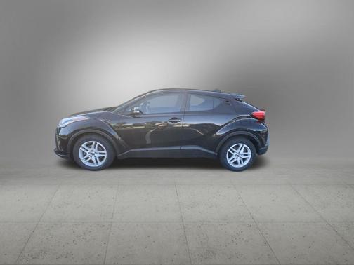 2021 Toyota C-HR LE