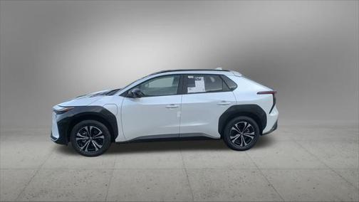 2025 Toyota bZ4X XLE