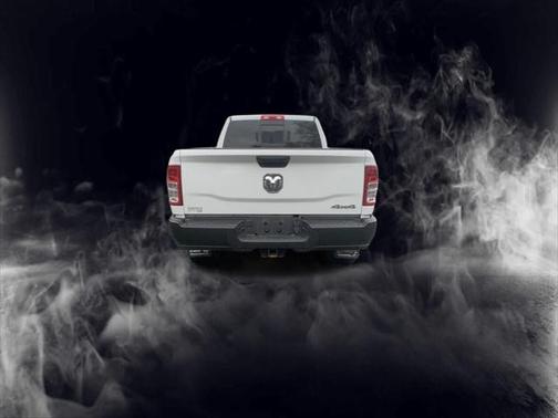 2022 RAM 2500 Tradesman Crew Cab 4x4 6'4' Box