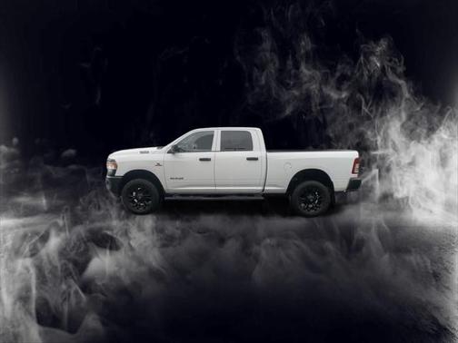 2022 RAM 2500 Tradesman Crew Cab 4x4 6'4' Box