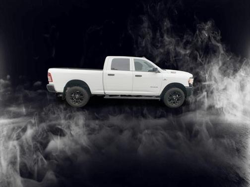 2022 RAM 2500 Tradesman Crew Cab 4x4 6'4' Box