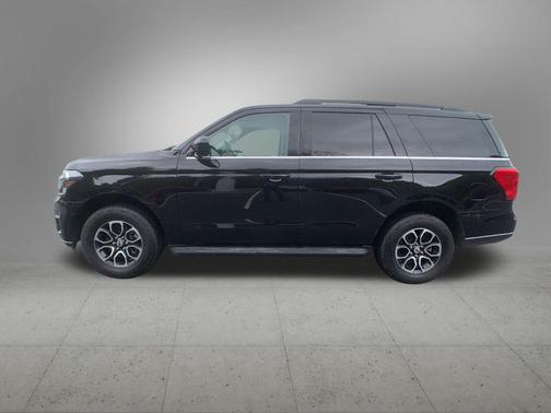 Agate Black Metallic 2023 Ford Expedition XLT