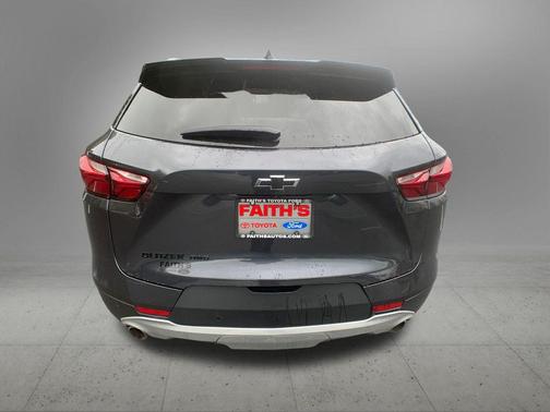Iron Gray Metallic 2022 Chevrolet Blazer 2LT