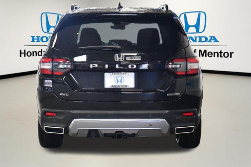 2026 Honda Pilot Touring 8-Passenger