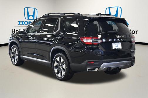 2026 Honda Pilot Touring 8-Passenger