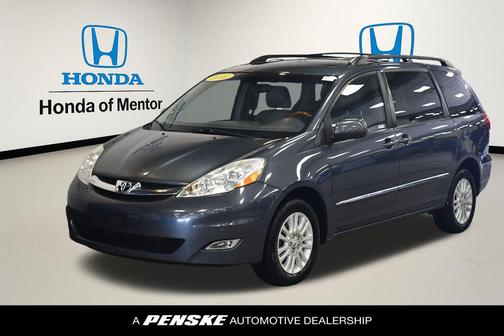 2010 Toyota Sienna XLE