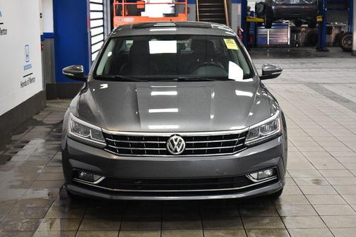 2016 Volkswagen Passat 1.8T SE