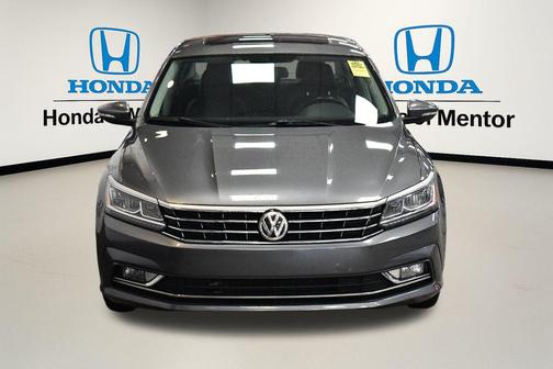 2016 Volkswagen Passat 1.8T SE