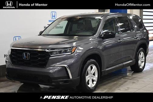 2023 Honda Pilot AWD LX