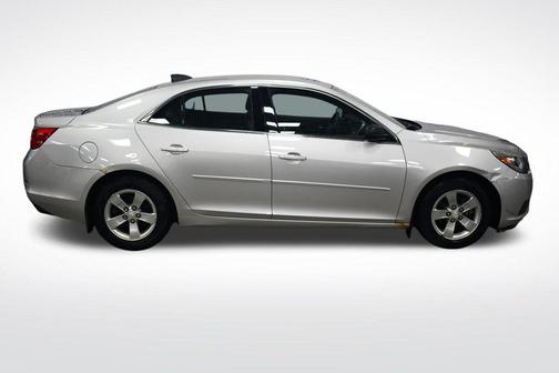 Silver Ice Metallic 2015 Chevrolet Malibu 1LS