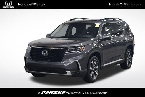 Gray Pearl 2024 Honda Pilot Touring 8-Passenger
