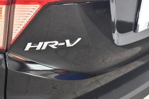 Crystal Black Pearl 2016 Honda HR-V EX-L w/Navigation
