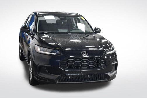 Crystal Black Pearl 2023 Honda HR-V LX