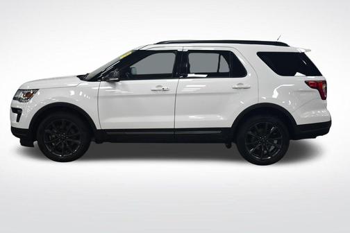 Oxford White 2019 Ford Explorer XLT