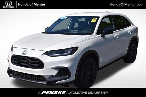 Platinum White Pearl 2024 Honda HR-V Sport