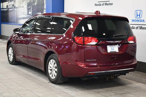 2018 Chrysler Pacifica Touring Plus