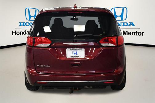 2018 Chrysler Pacifica Touring Plus