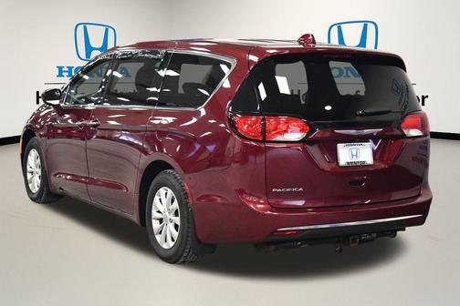 2018 Chrysler Pacifica Touring Plus