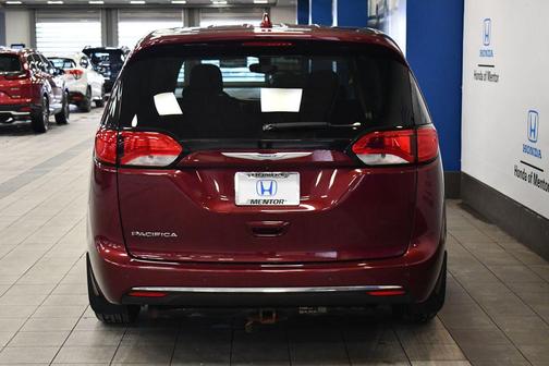 2018 Chrysler Pacifica Touring Plus