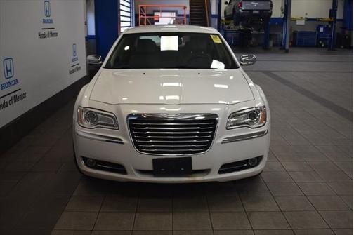 2012 Chrysler 300 Limited