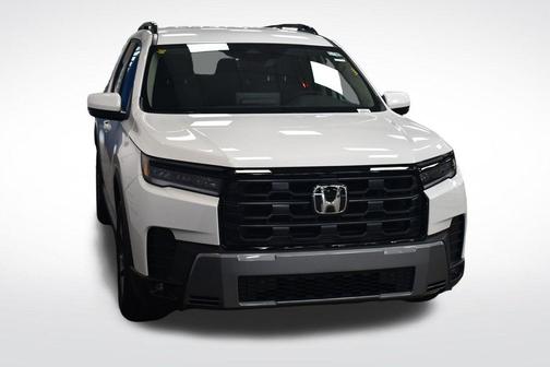 Platinum White Pearl 2026 Honda Pilot EX-L