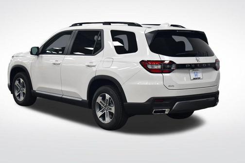 Platinum White Pearl 2026 Honda Pilot EX-L