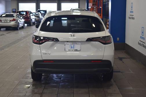 2026 Honda HR-V LX
