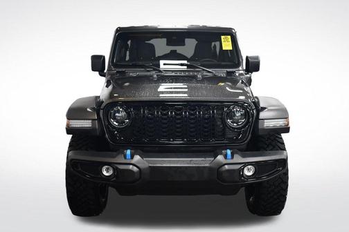 Granite Crystal Metallic Clearcoat 2024 Jeep Wrangler 4xe Willys