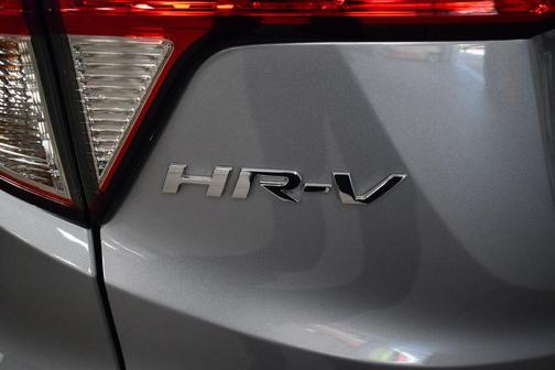Lunar Silver Metallic 2022 Honda HR-V EX
